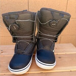 VANS Little Kids Juvie Linerless Snowboard Boots